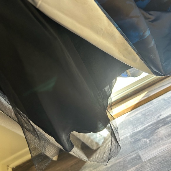 Aidan Mattox Black and Blue Floral Gown - Picture 13 of 13